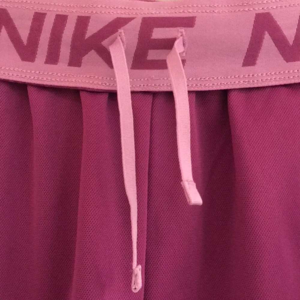 Nike great magenta